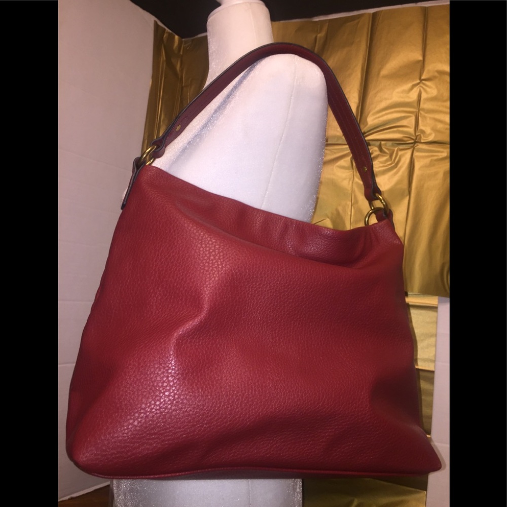 Anne Klein’s Red Simulated Leather Zippered Tote - Picture 9 of 10